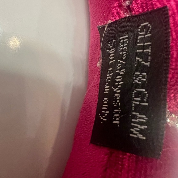 Hot Pink Spa Headband with rhinestones NWOT Self Care, Never Worn - Picture 5 of 6